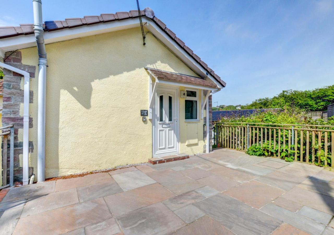 Looe Vacations - High Tide - Property Image 2