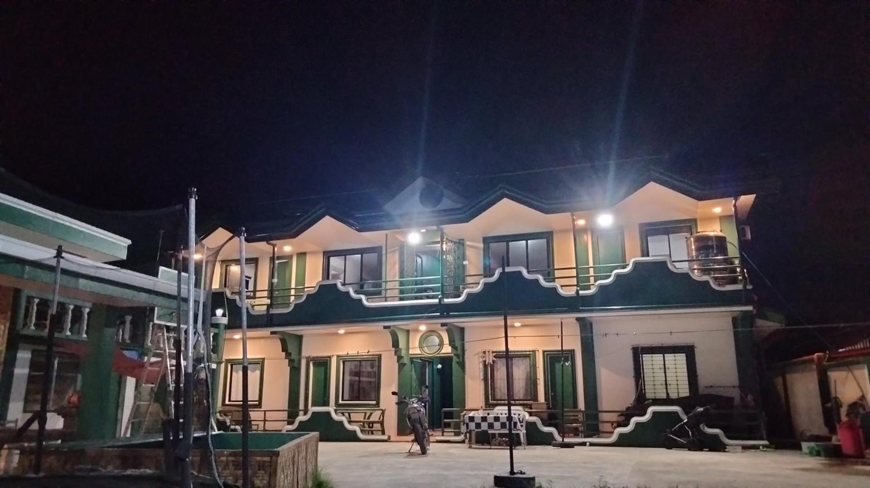 Moonlight Seaside Apartments Liloan Cebu