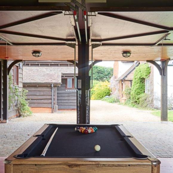 6 Bed Countryside Mansion With Tennis Court & Swimming Pool with Parking view 4