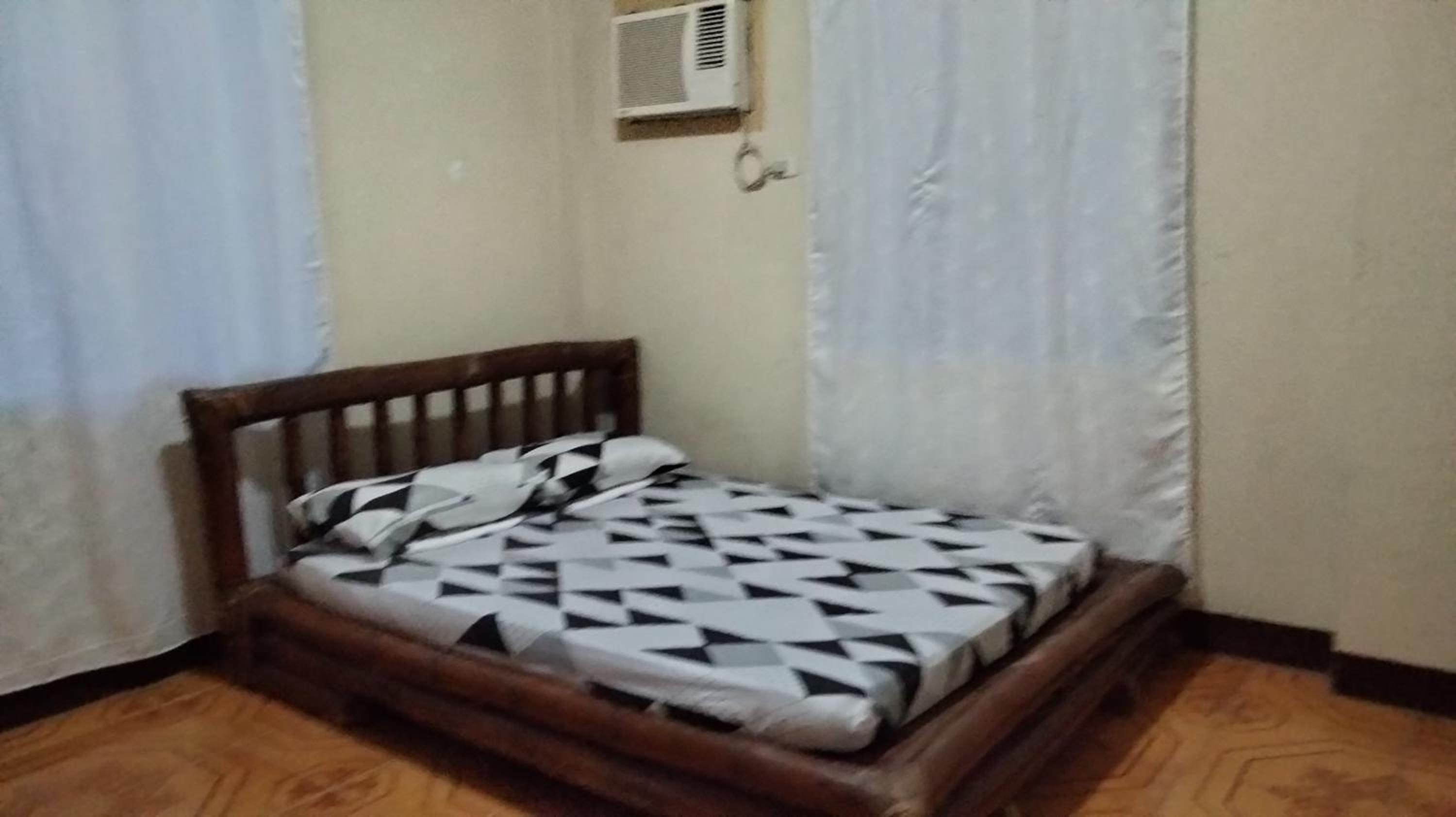 Moonlight Seaside Apartments Liloan Cebu