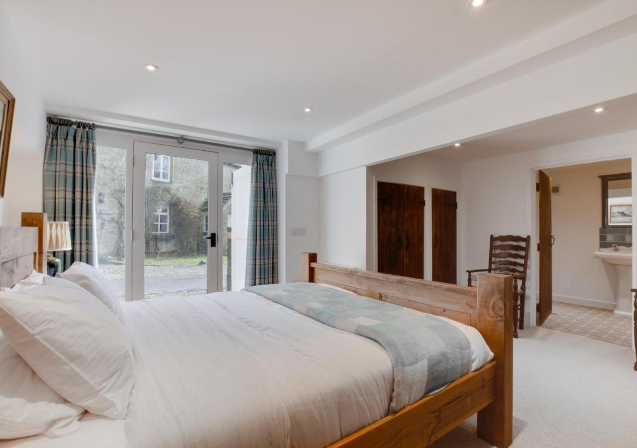 1 Bed in Buckden oc-ds1002