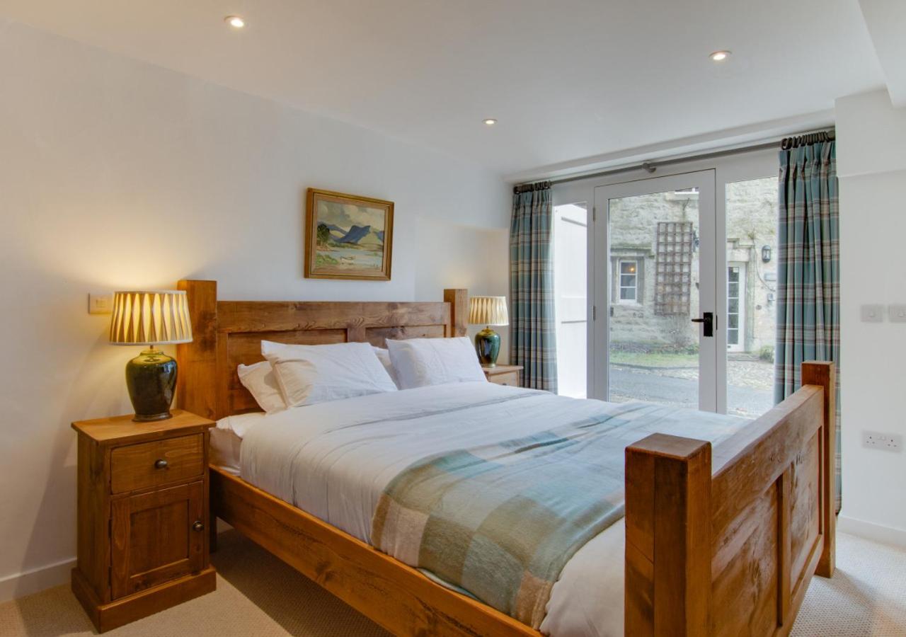 1 Bed in Buckden oc-ds1002