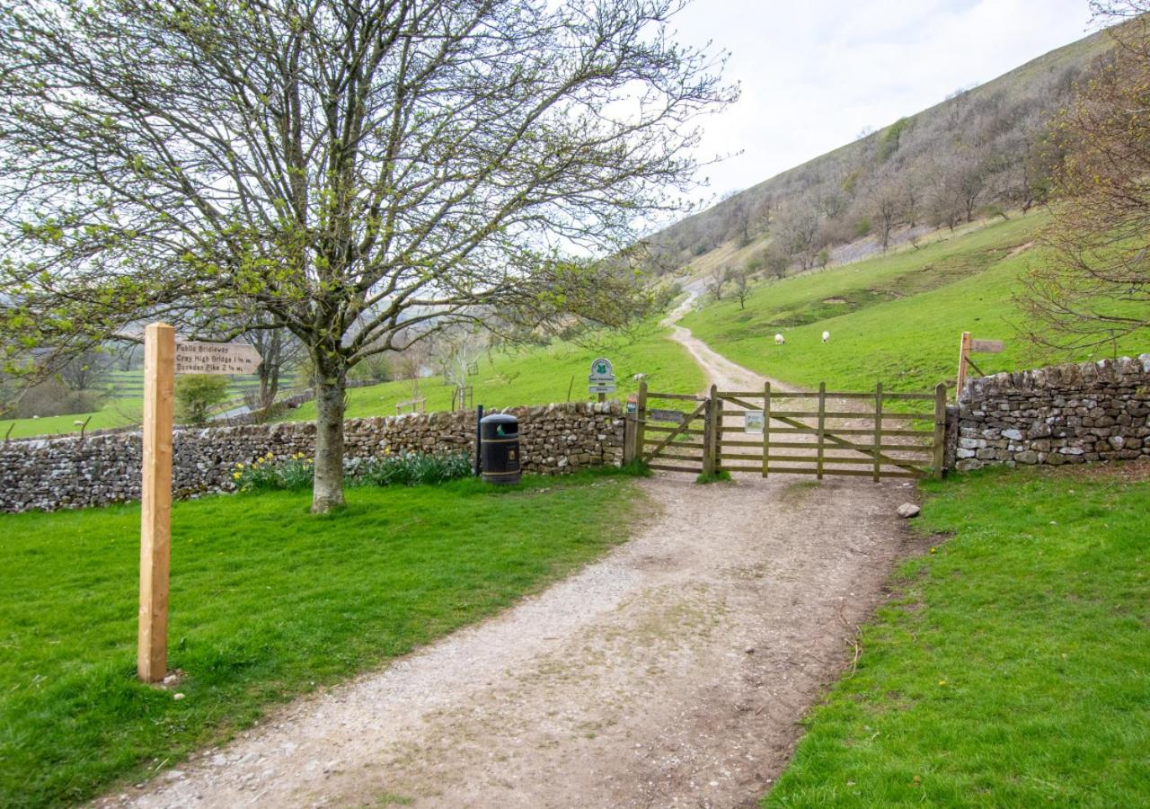 1 Bed in Buckden oc-ds1002