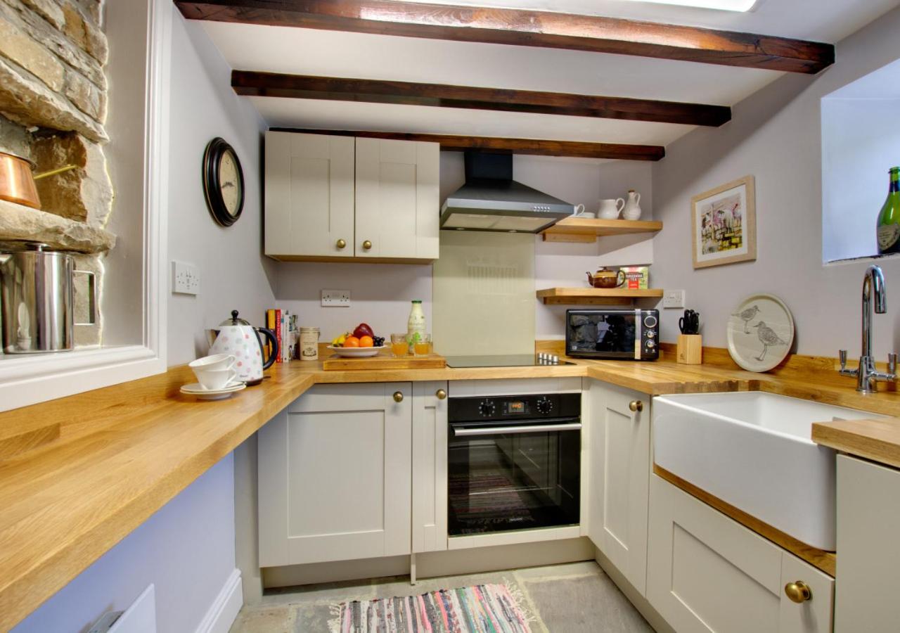 2 Bed in Low Row oc-ds059