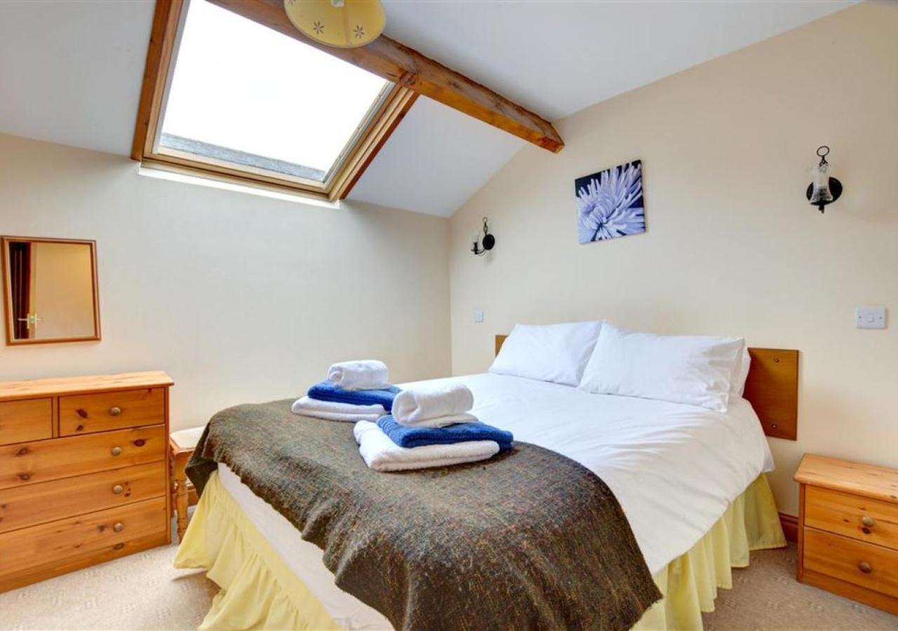 3 Bed in Tosside Near Settle oc-ds099