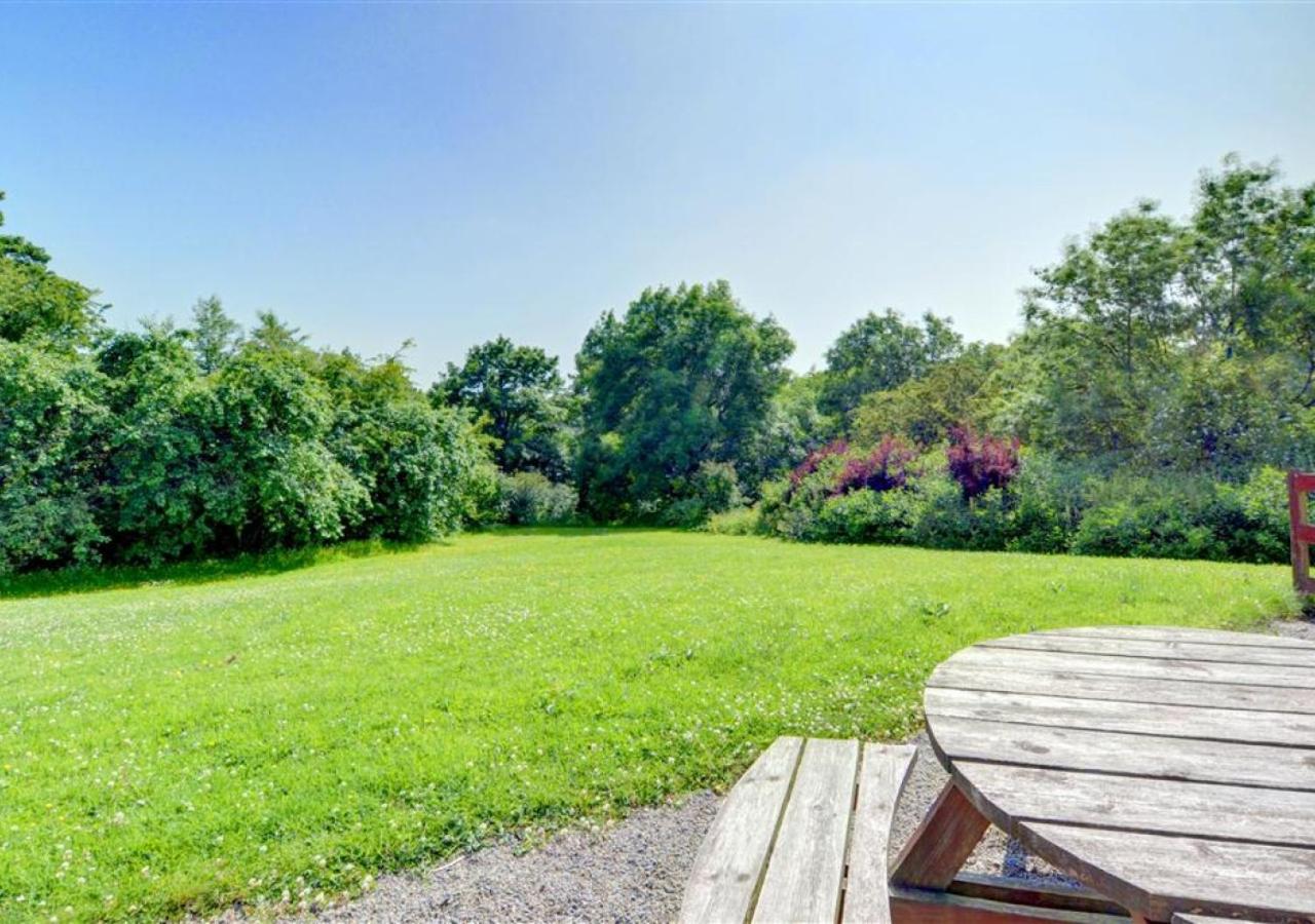 6 Bed in Tosside Near Settle oc-ds102