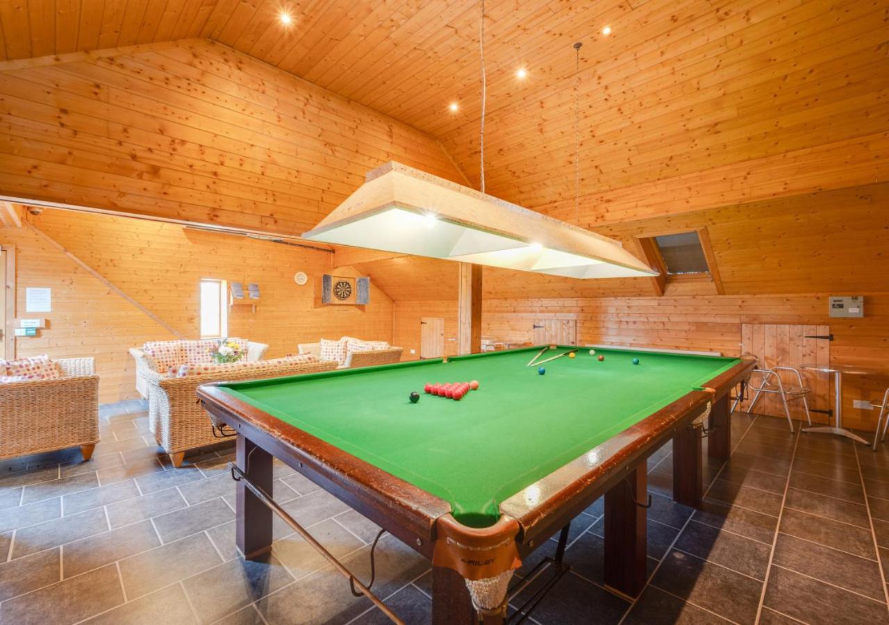 6 Bed in Tosside Near Settle oc-ds102