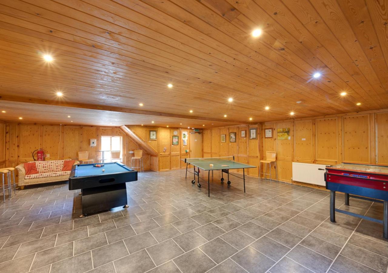6 Bed in Tosside Near Settle oc-ds102
