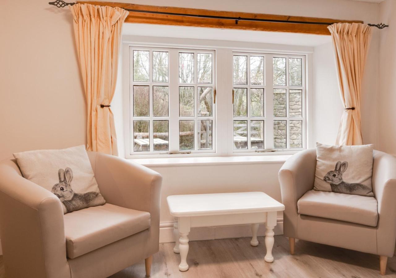 6 Bed in Tosside Near Settle oc-ds101