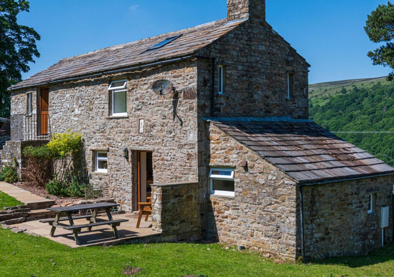 2 Bed in Low Row oc-ds1010