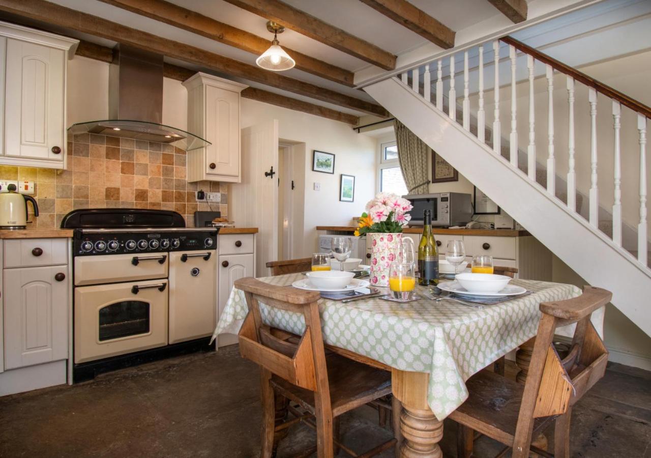 2 Bed in Low Row oc-ds1010