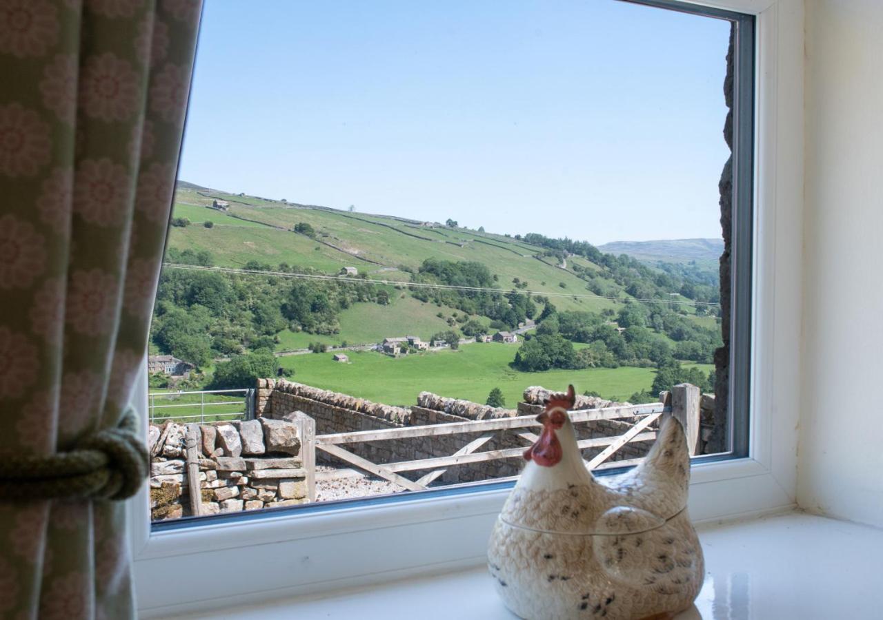 2 Bed in Low Row oc-ds1010