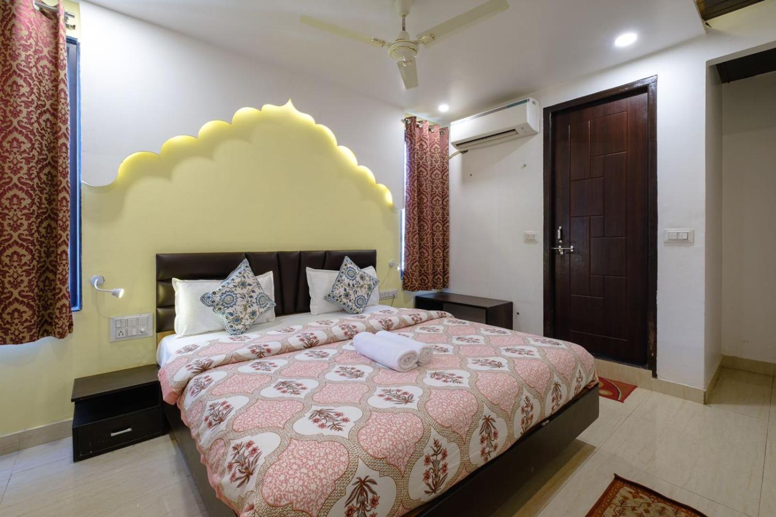 Satkar Retreat
