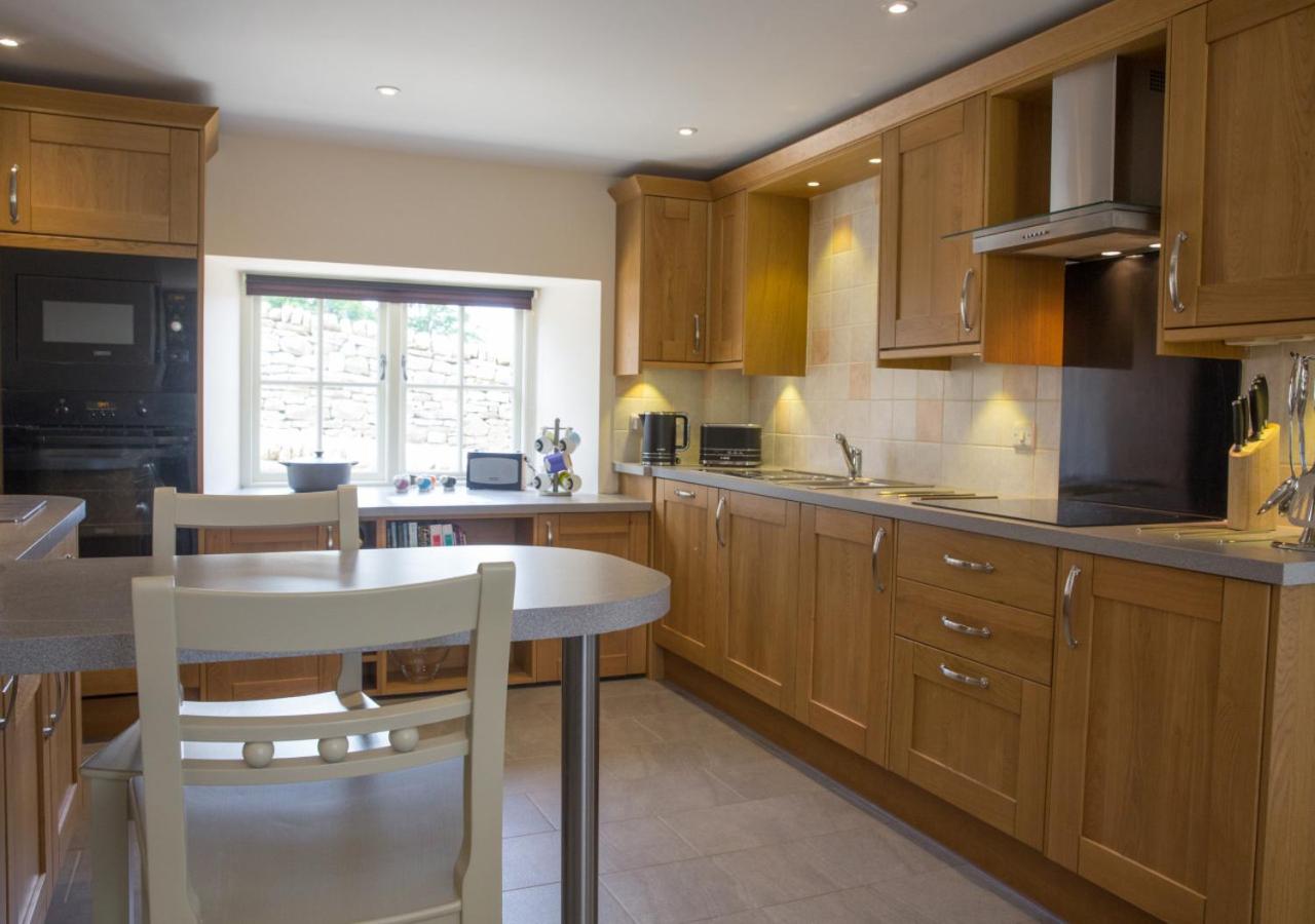 3 Bed in Low Row oc-ds1030 view 4