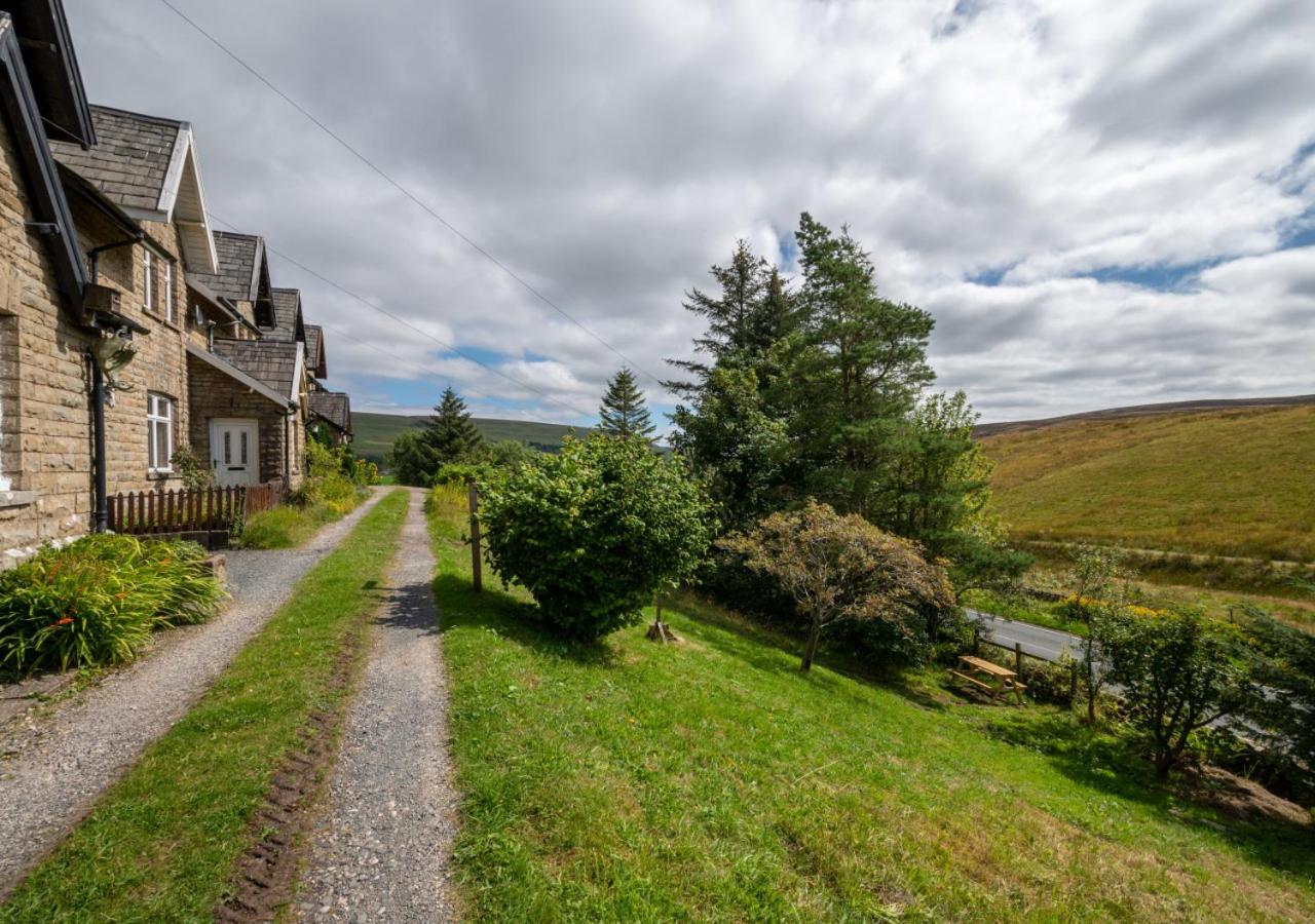 2 Moorcock Cottages