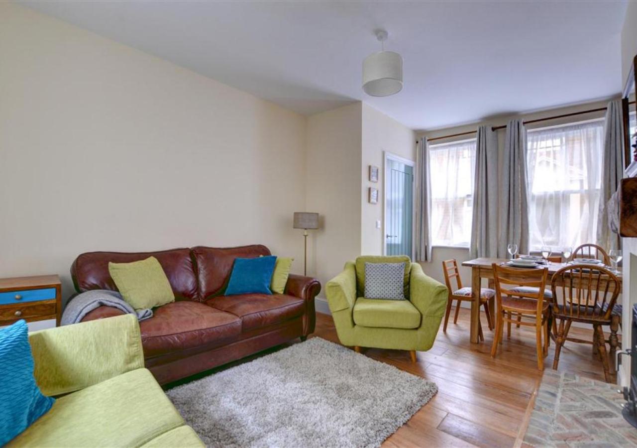 4 Henrietta Street view 5