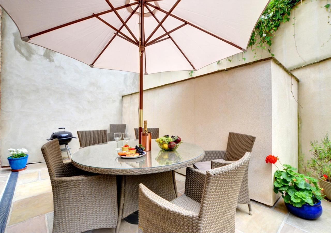 4 Henrietta Street view 2