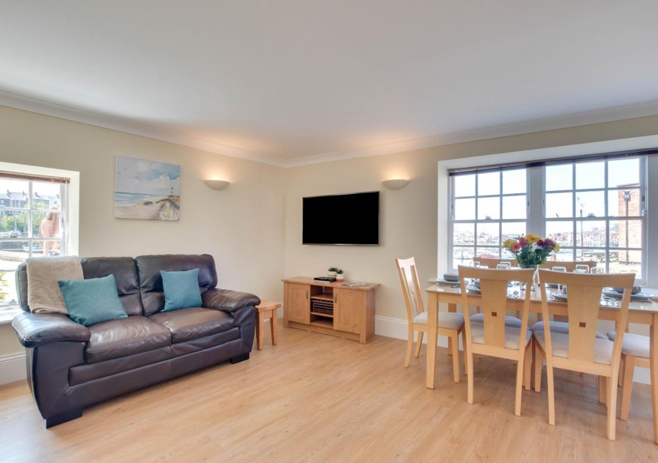 3 Bed in Whitby oc-w1007 view 3