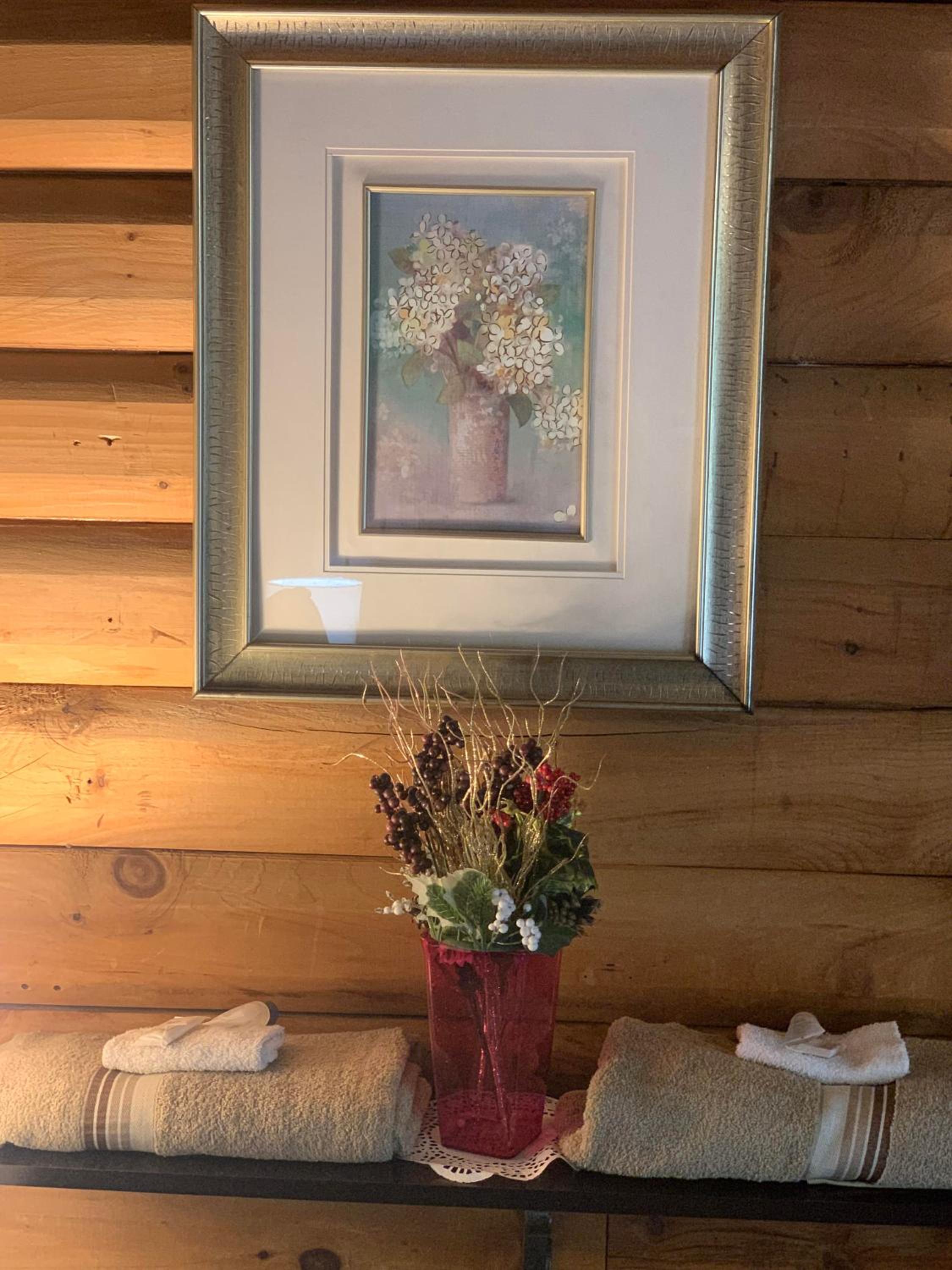 Huntington Vacations - Log Cabin in the Field - Property Image 48