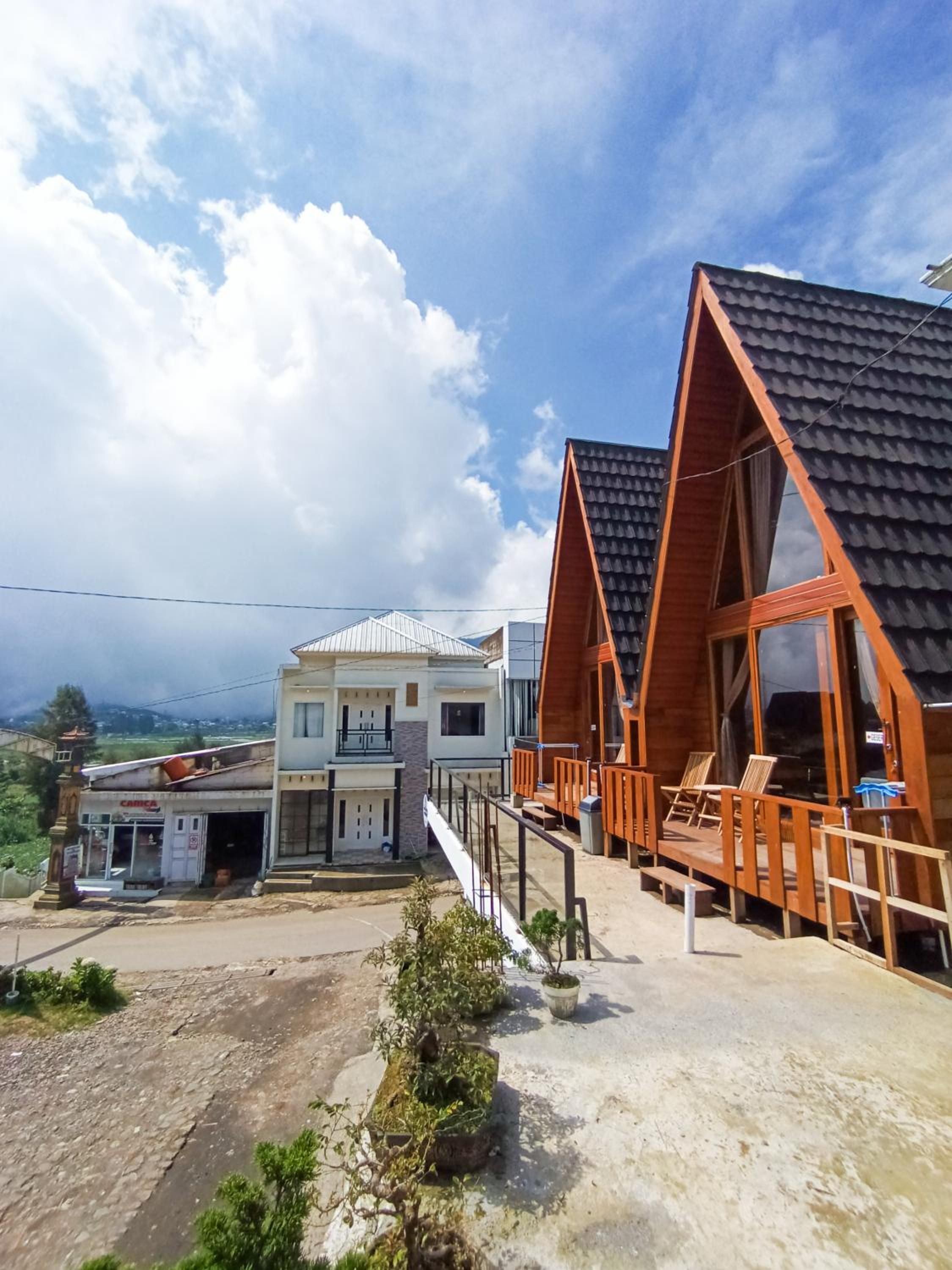 Godieng Cabin