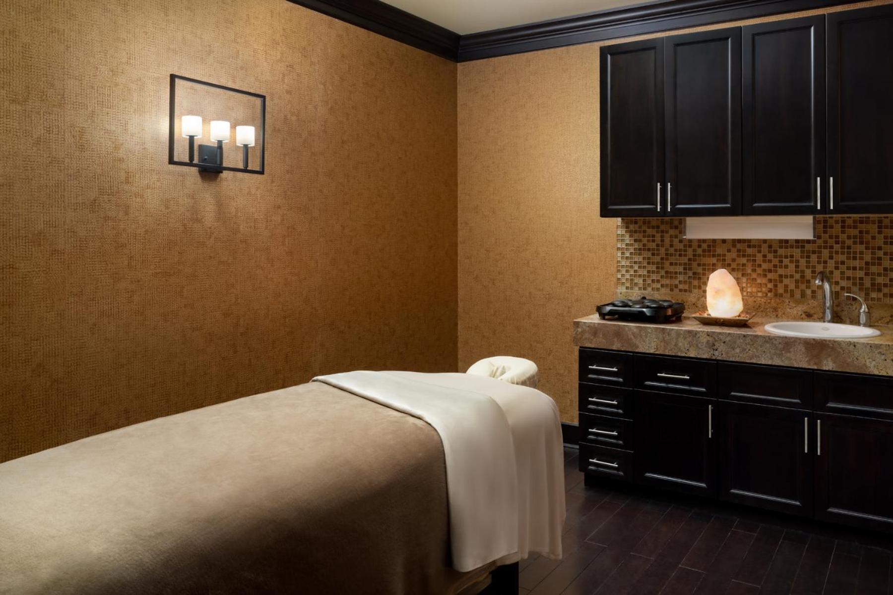 Elevation Hotel  Spa - Property Image 122