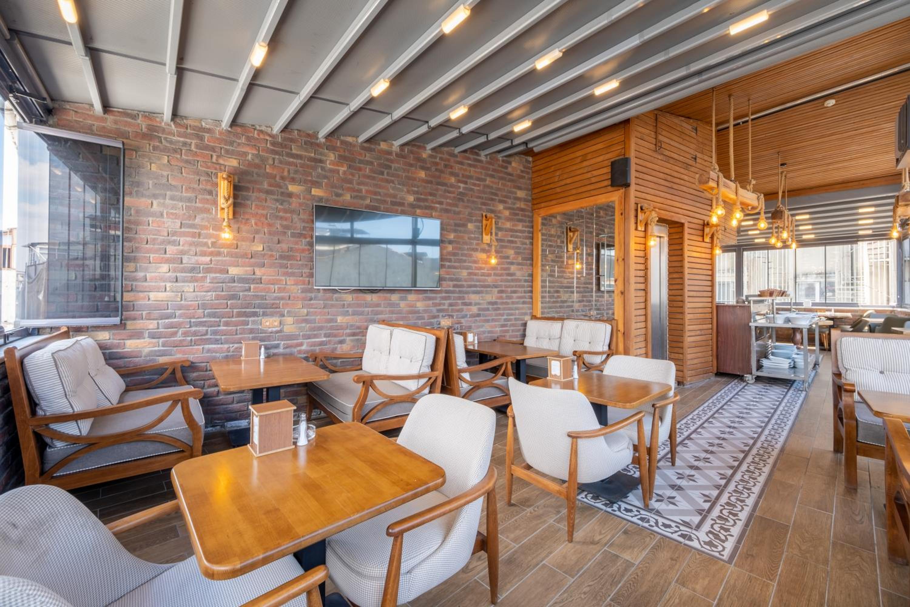 Hotel Balo - Image 103