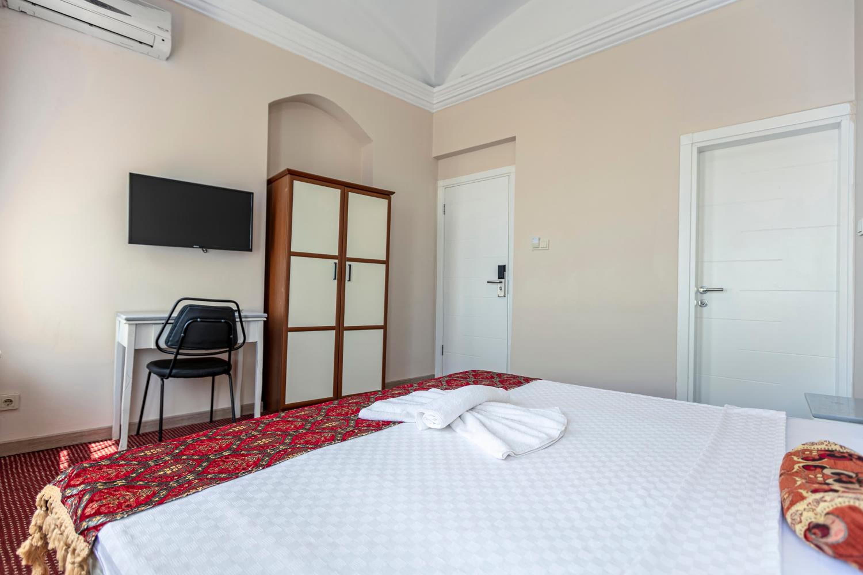 OttomanZade - Image 13