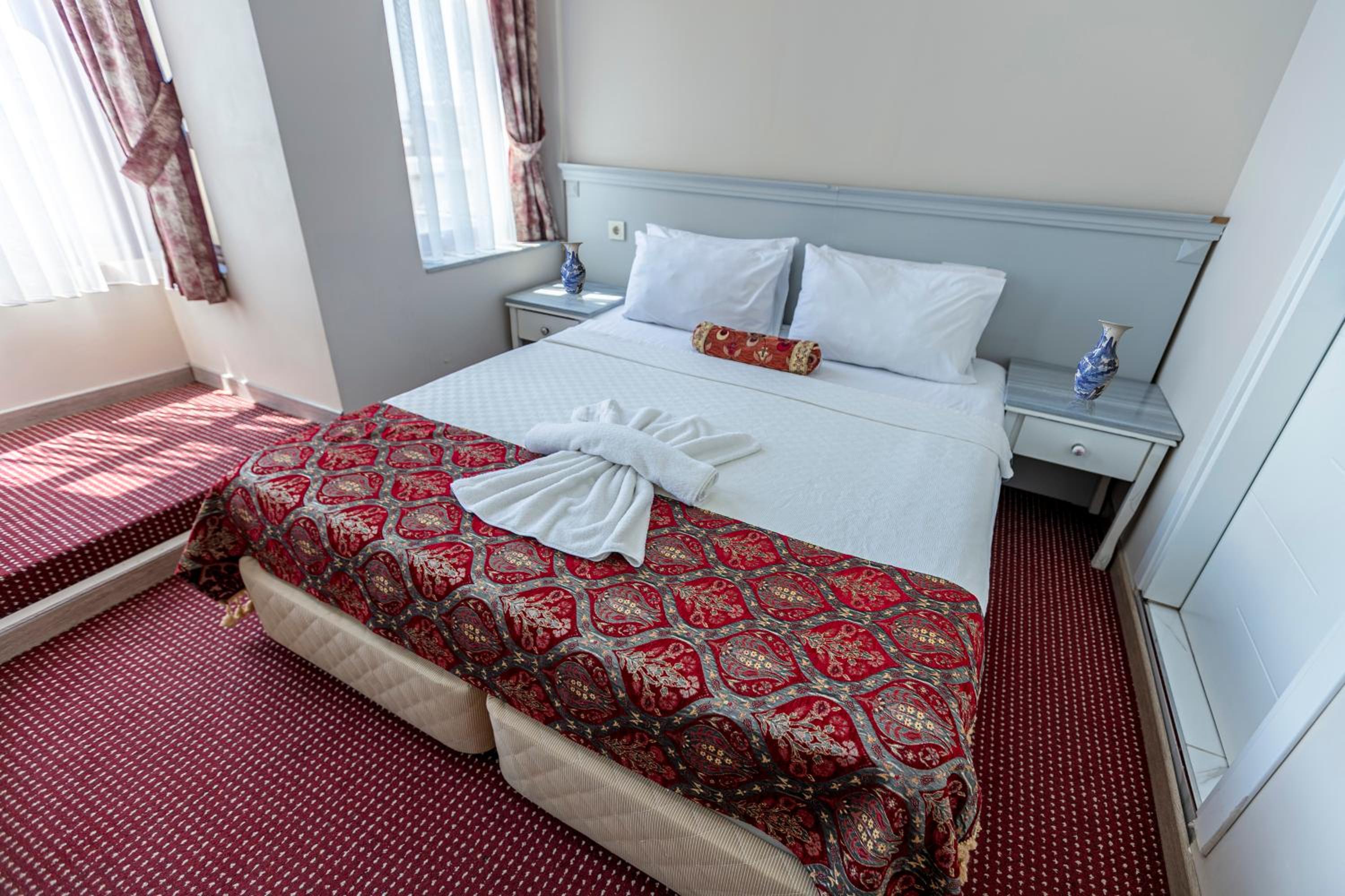 OttomanZade - Image 32