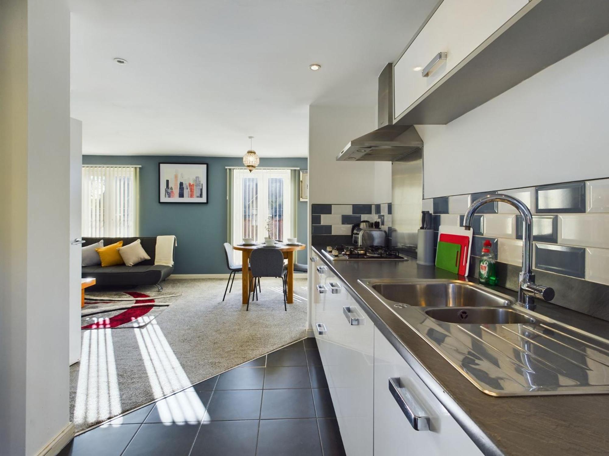 247 Serviced Accommodation in Stafford- 3BR Townhouse view 3