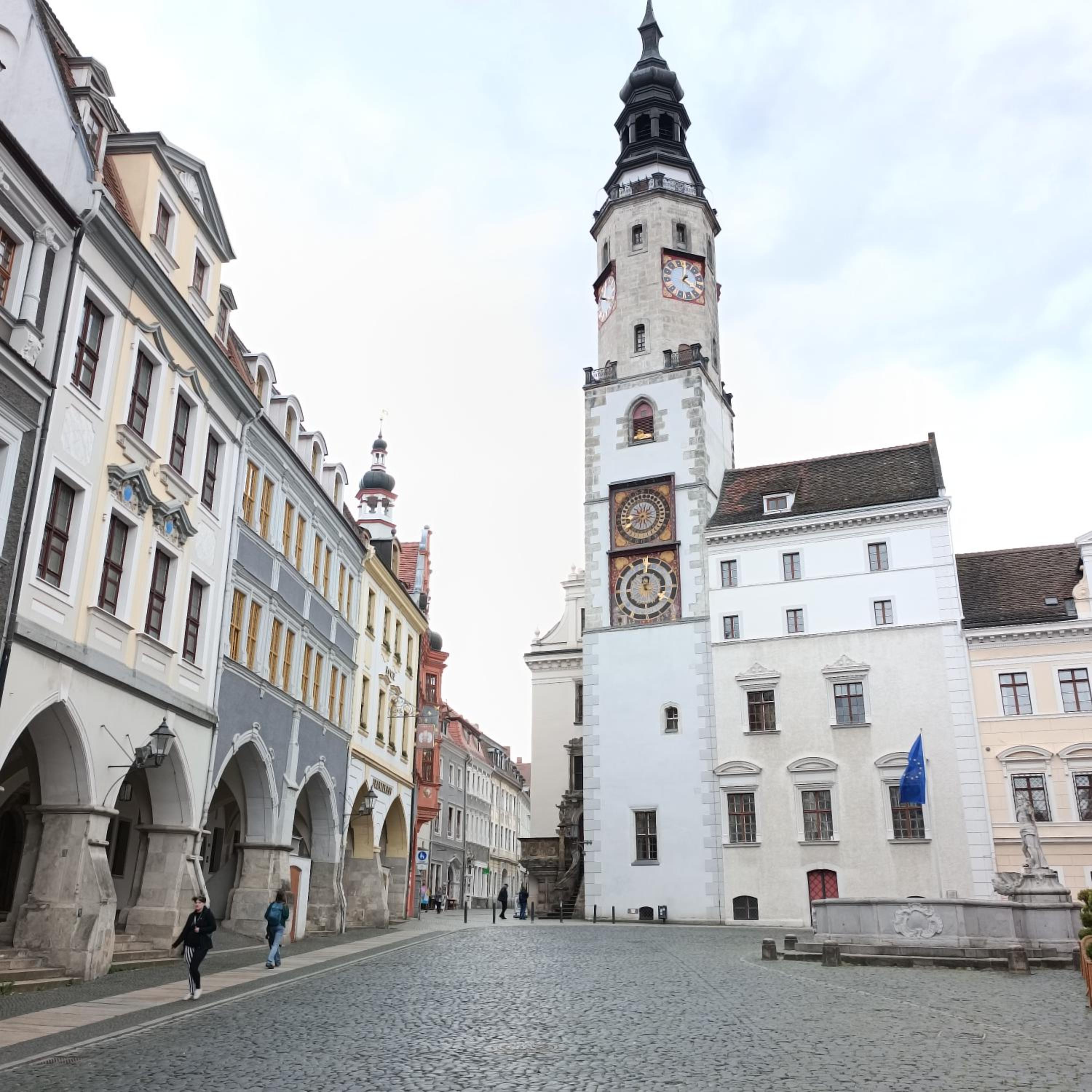 FILMAP-Apartments-Zentrale Lage-Boxspringbett-Beamer-Popcorn-gratis Parkplatz