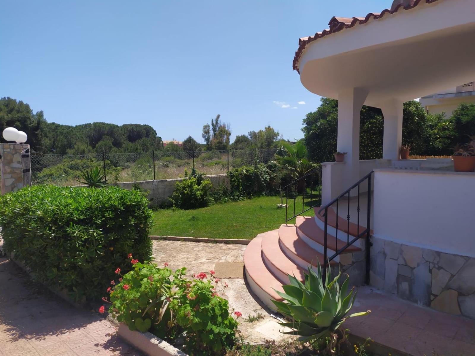 Villa Palma Nana al Plemmirio view 3