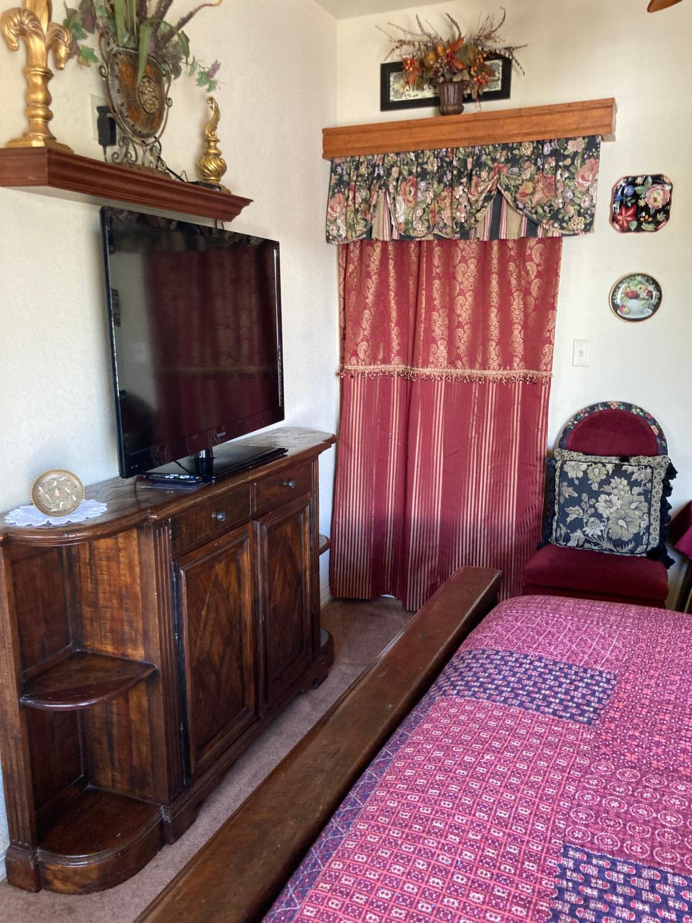 All Seasons Inn