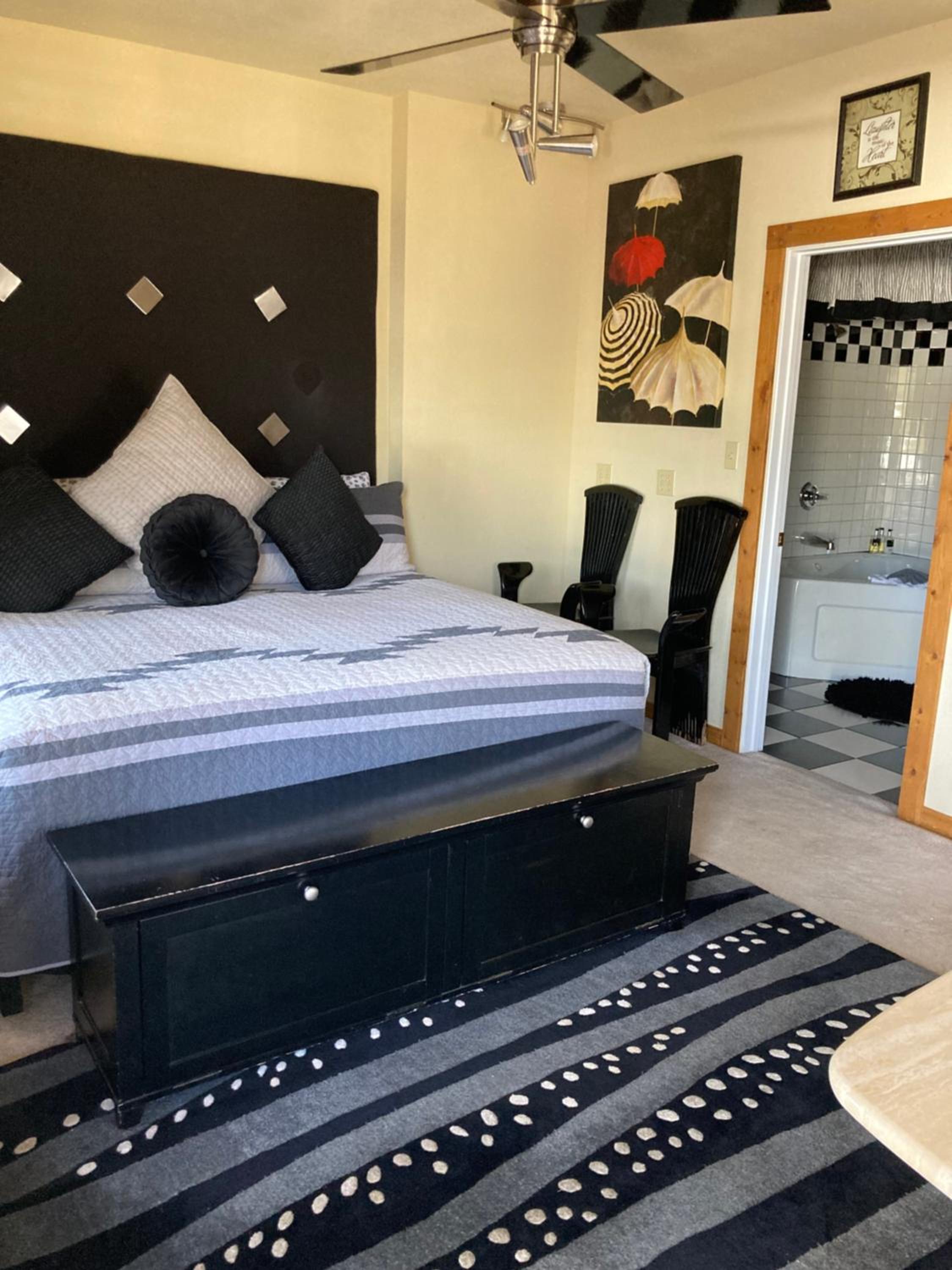 All Seasons Inn