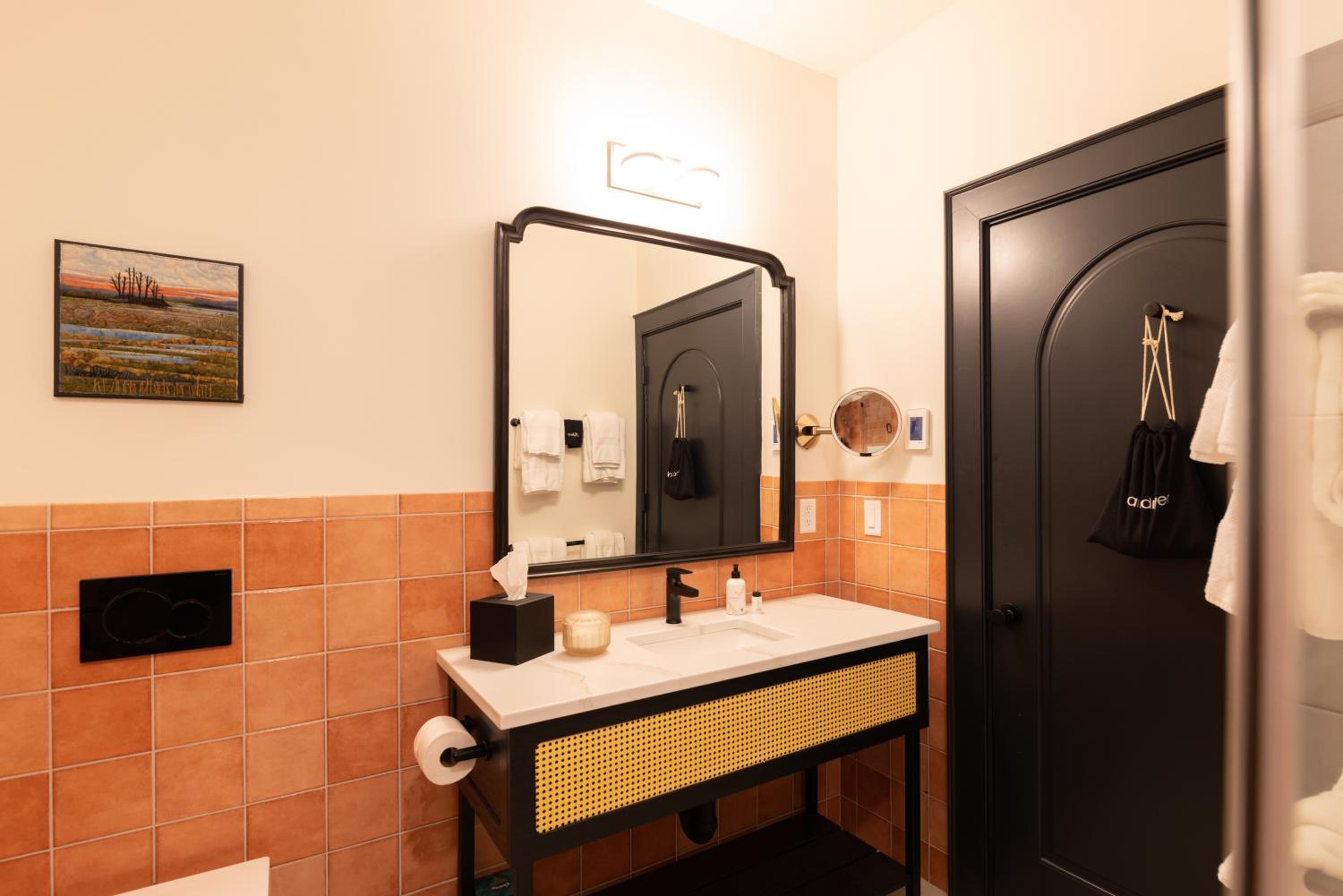 Portsmouth Vacations - Hotel Thaxter - Property Image 90