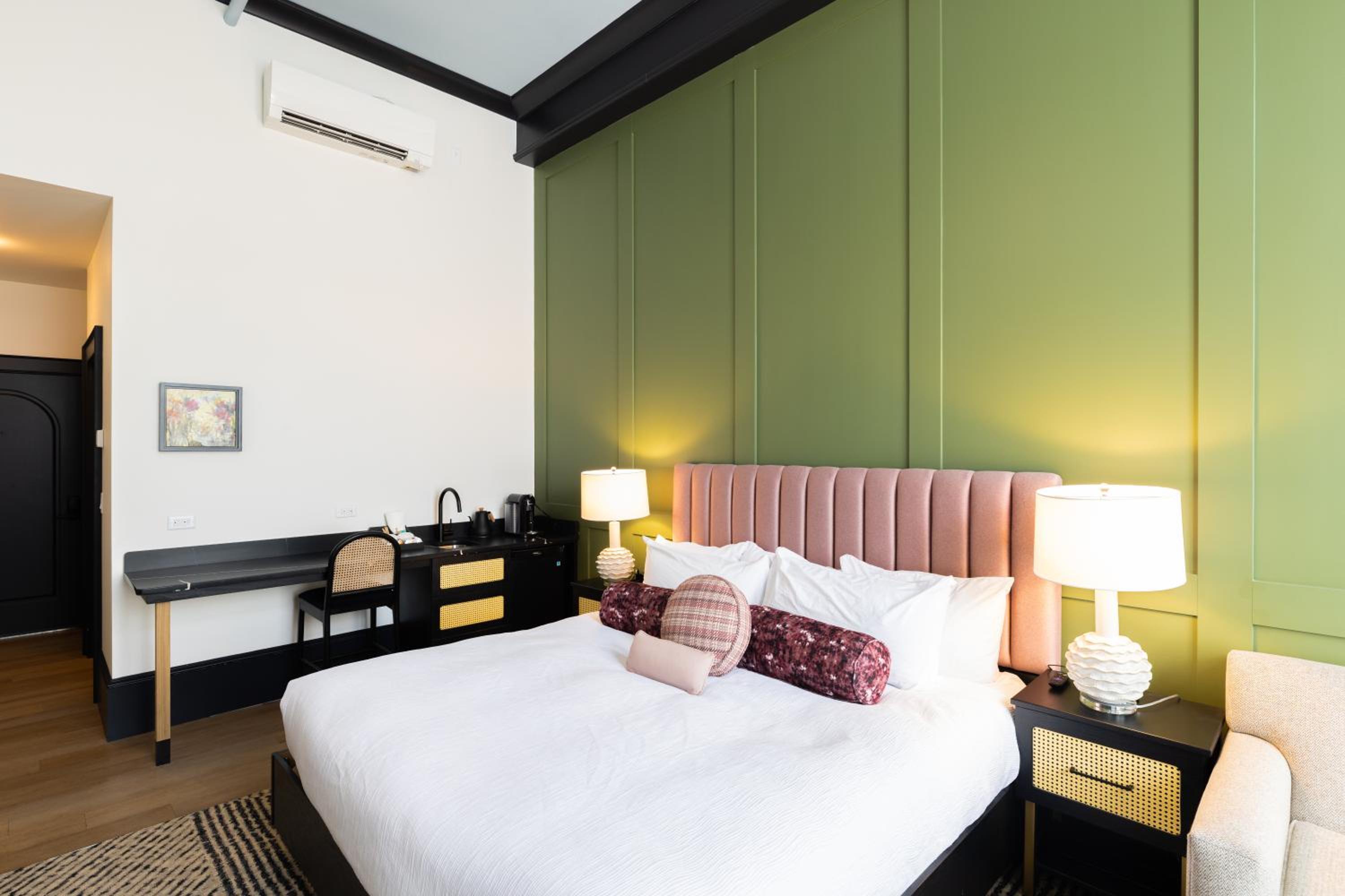 Portsmouth Vacations - Hotel Thaxter - Property Image 140