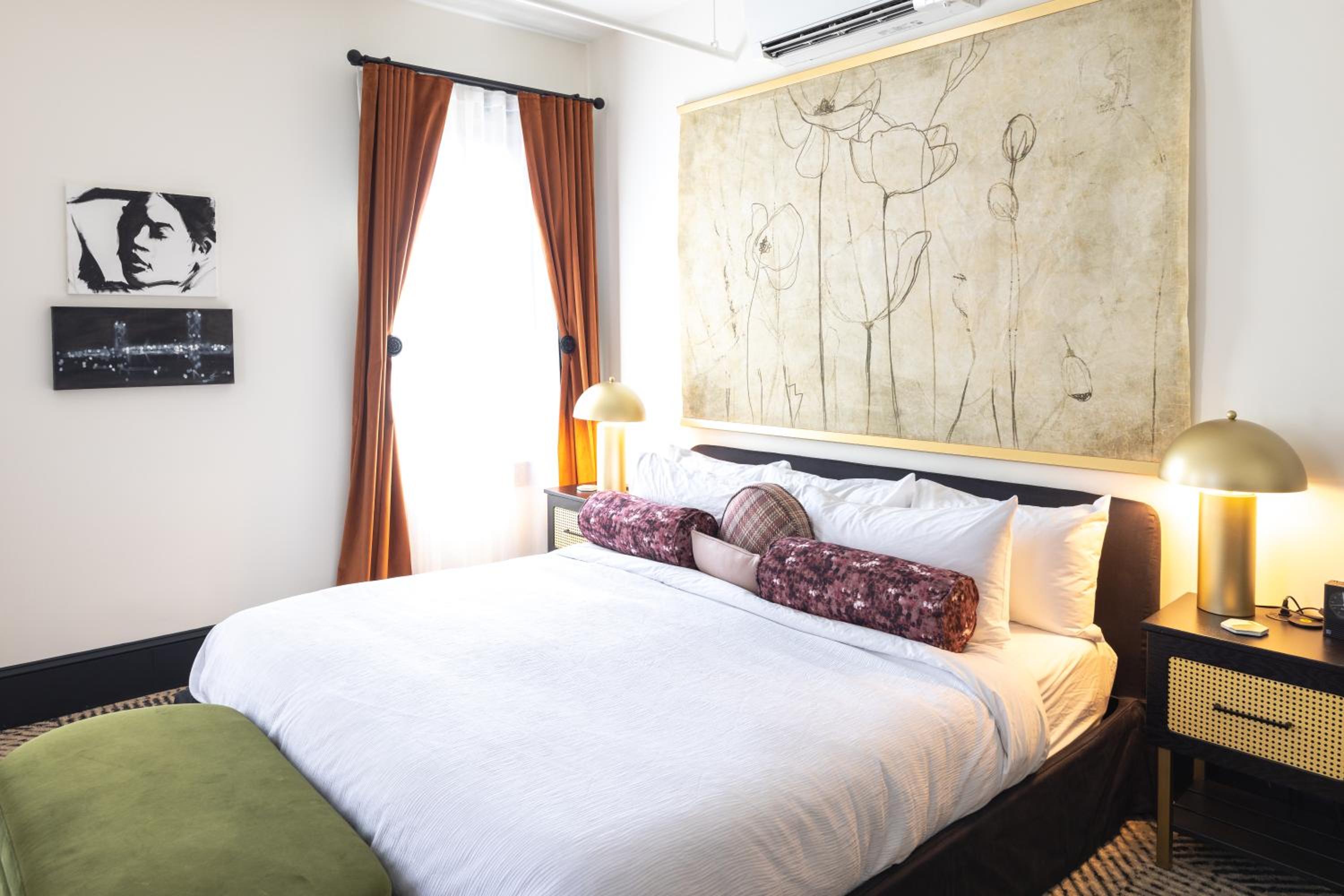 Portsmouth Vacations - Hotel Thaxter - Property Image 116