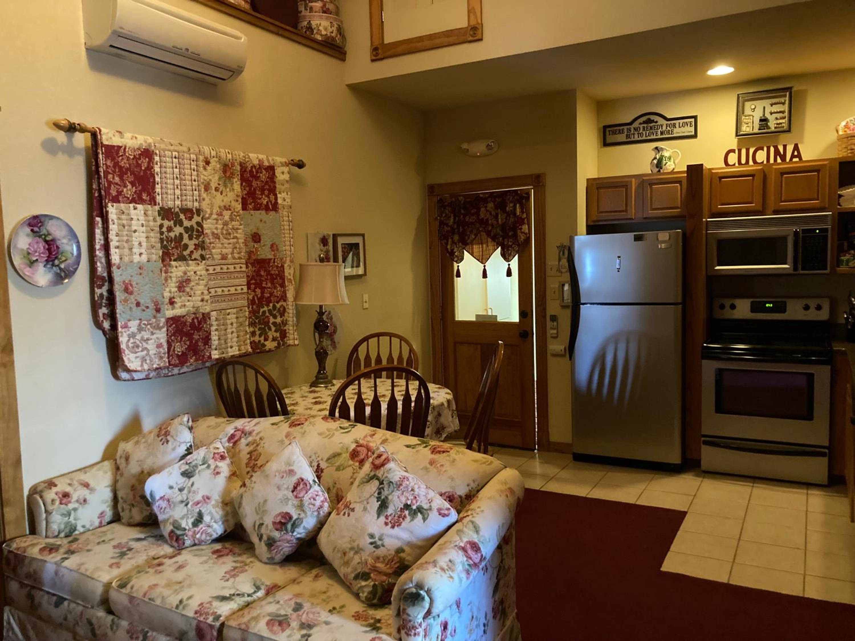 All Seasons Inn