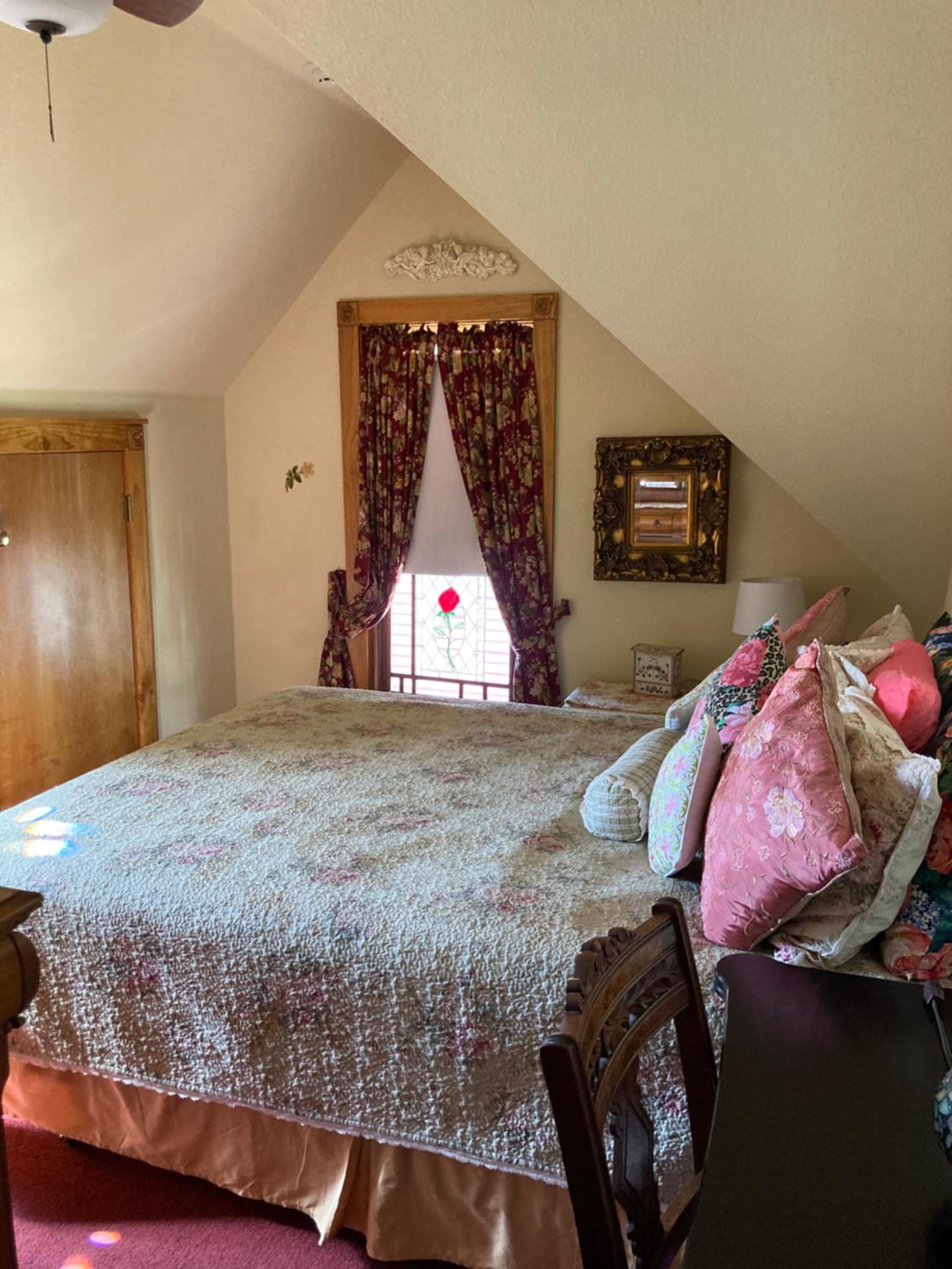 All Seasons Inn