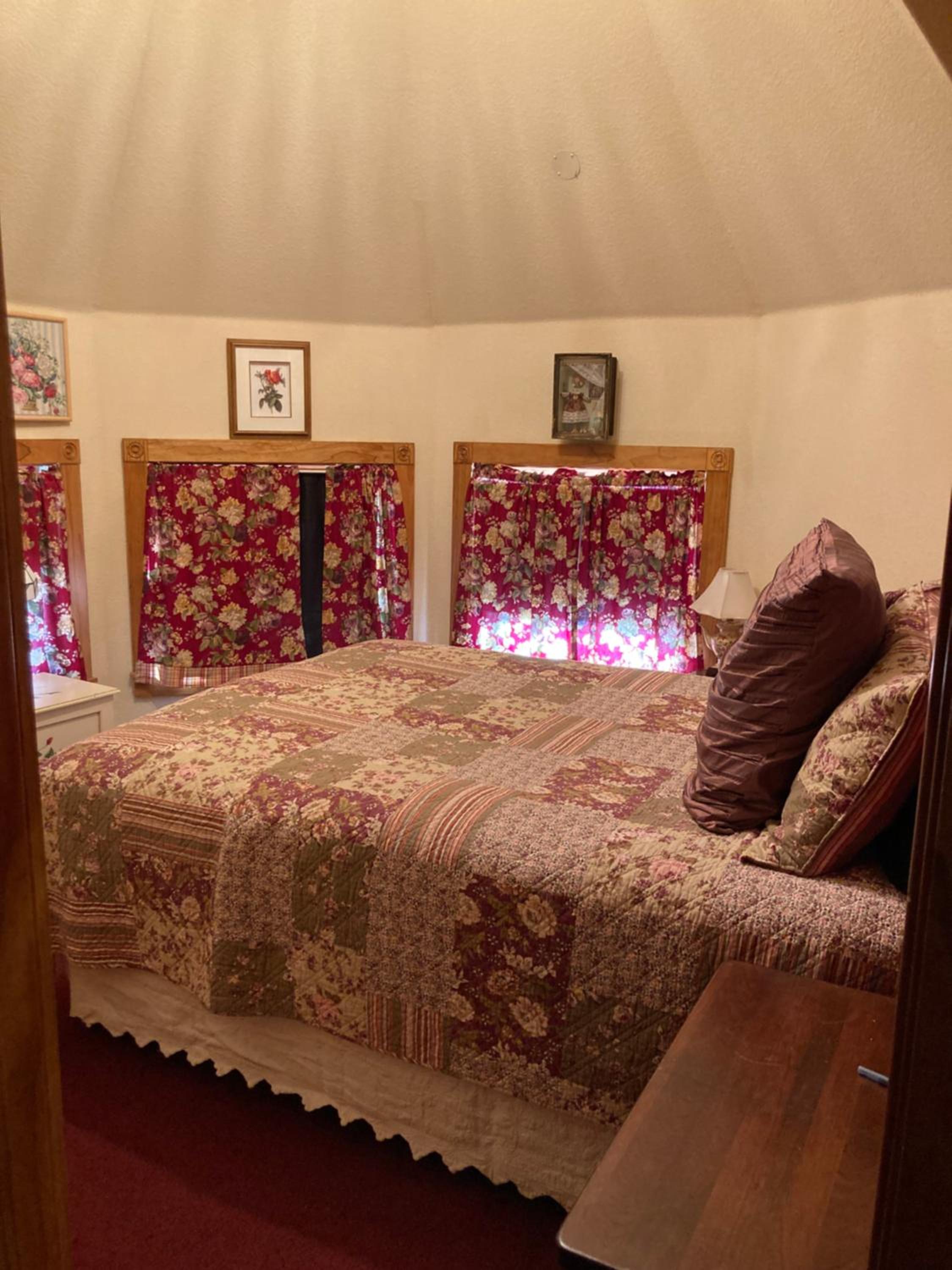 All Seasons Inn
