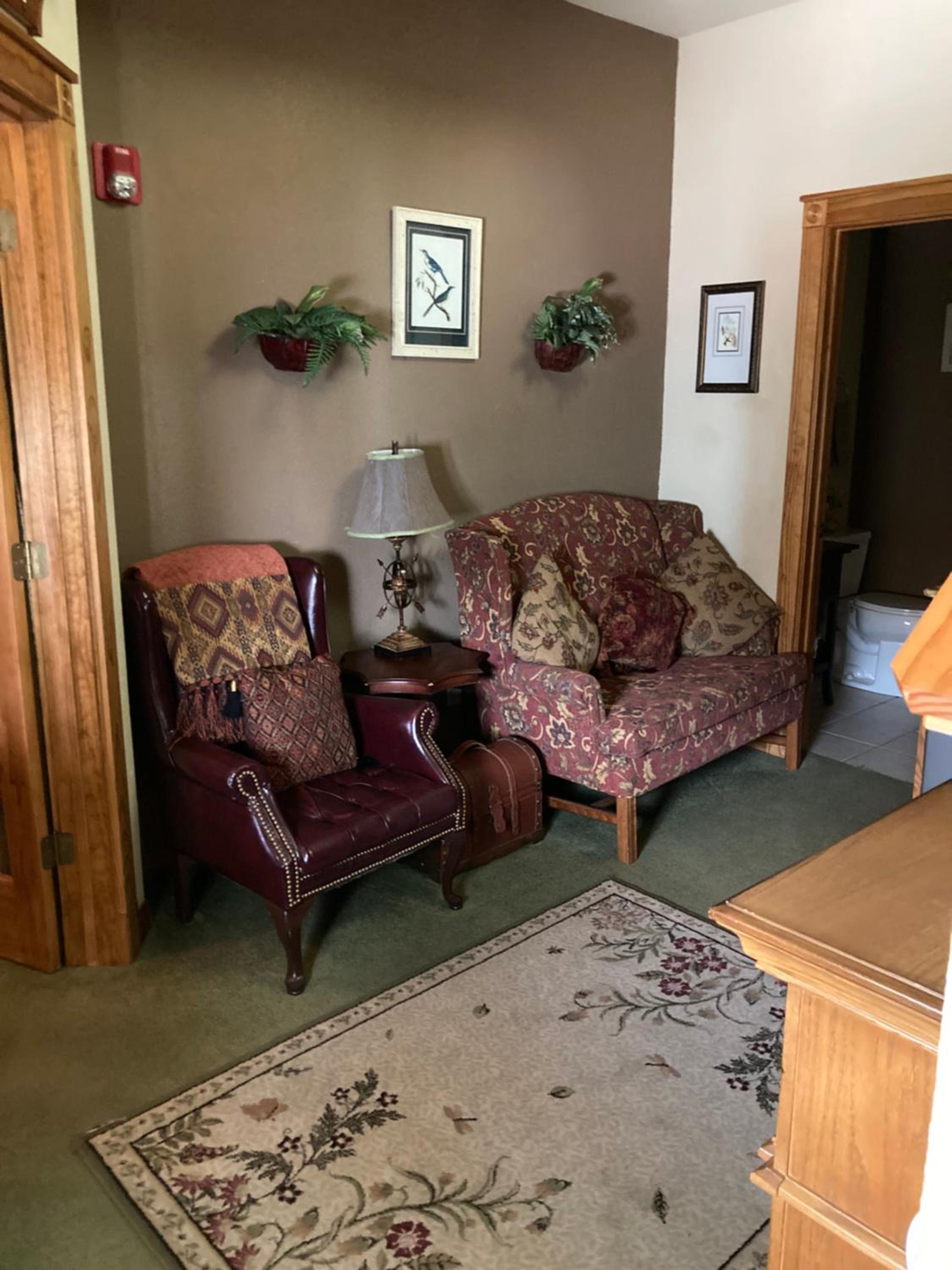 All Seasons Inn