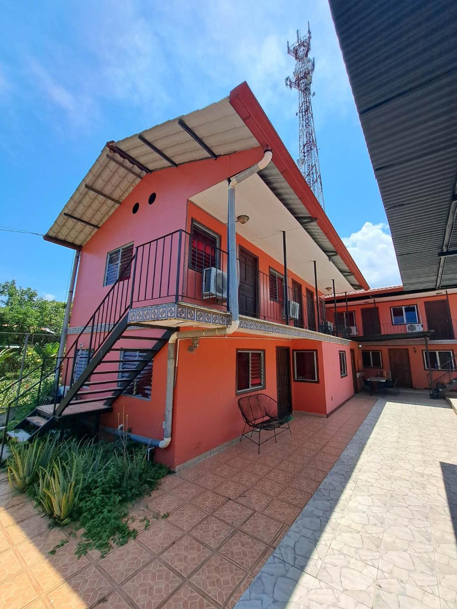 CASA FOTR LOCO