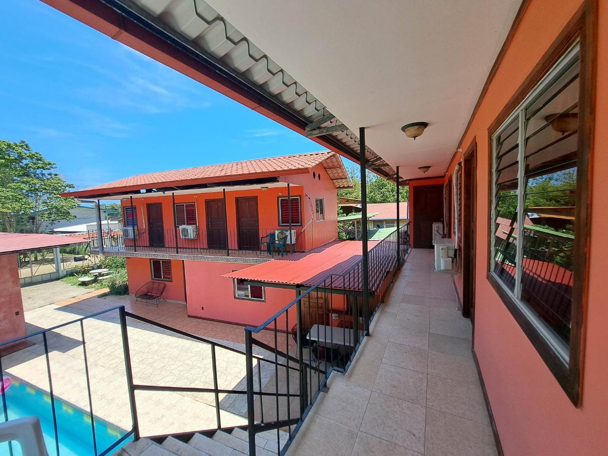 CASA FOTR LOCO