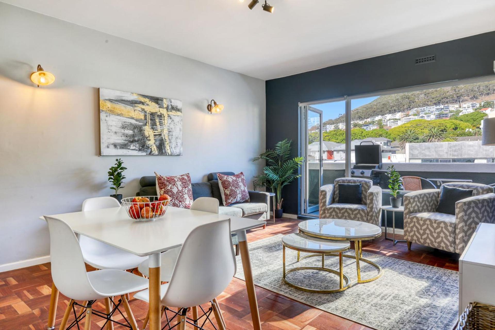 Backup-Power Trendy 2 Bed Balcony Apartment view 4