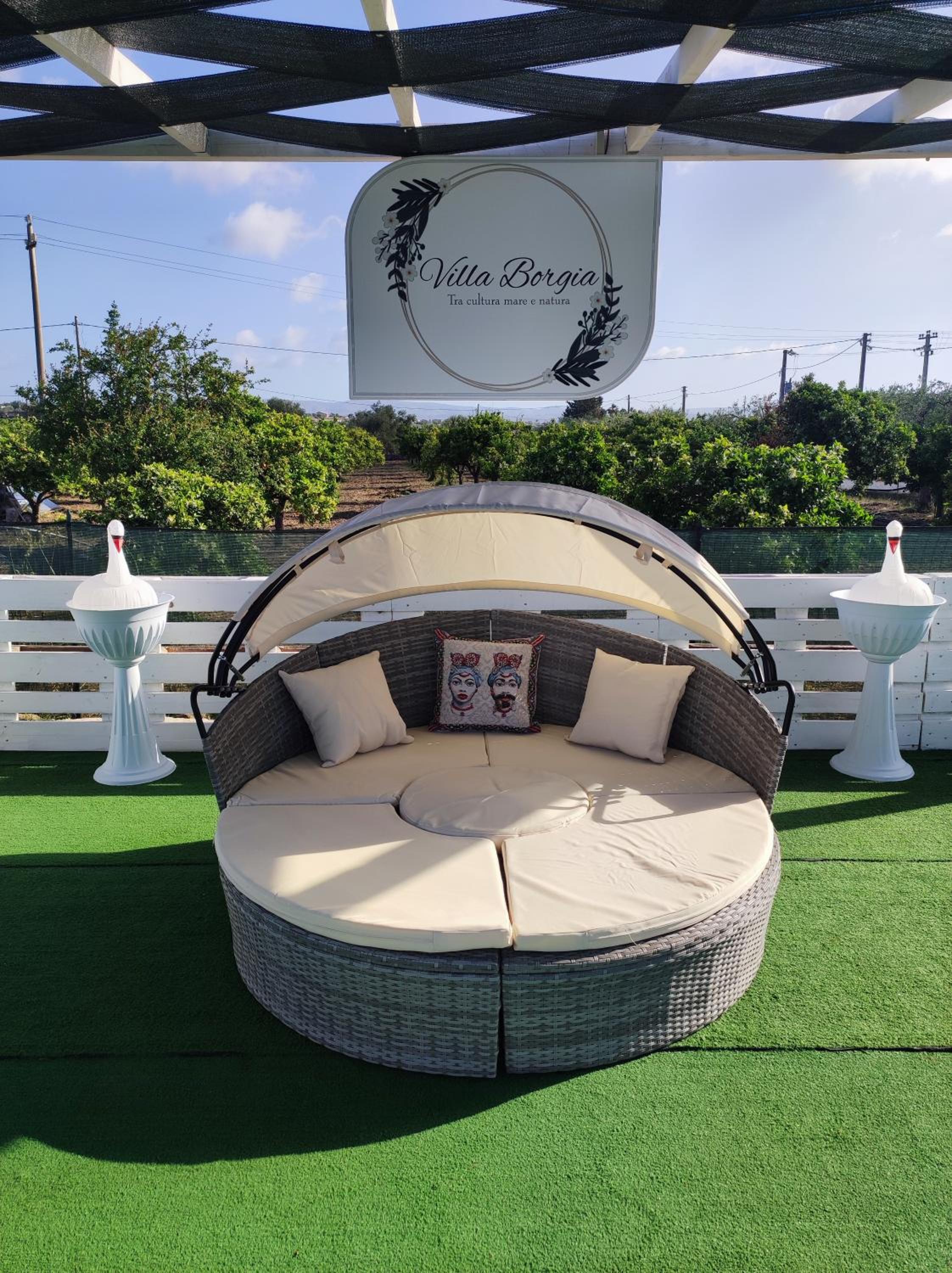 lounge