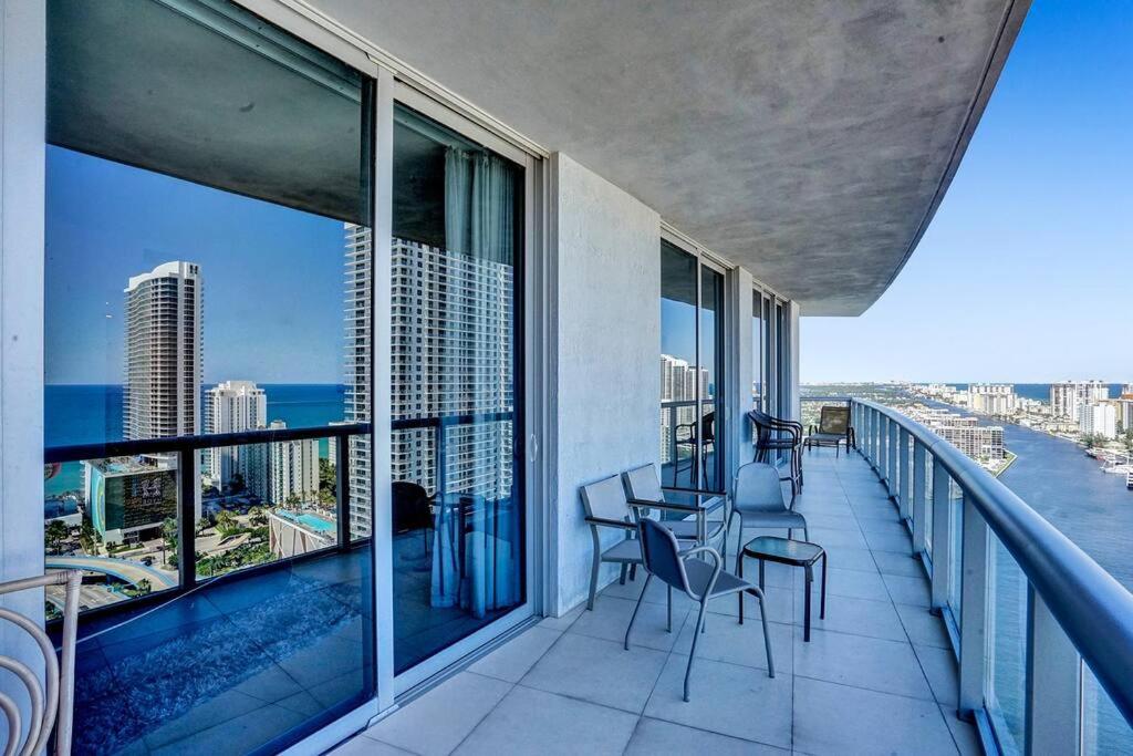 Sky-High Spacious Ocean View Condo 4 BDRS 3 BATH view 5