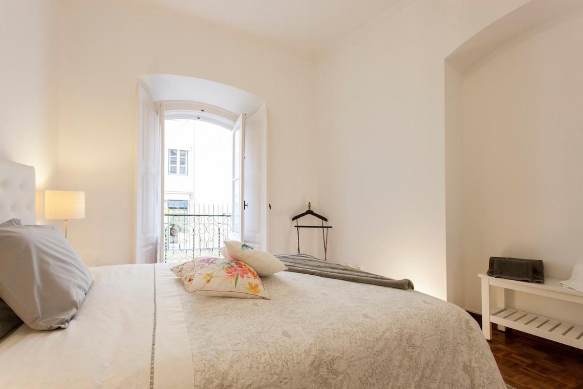 Ginjinha House - 4 Rooms - Bairro Alto - with AC by Lisbeyond view 2
