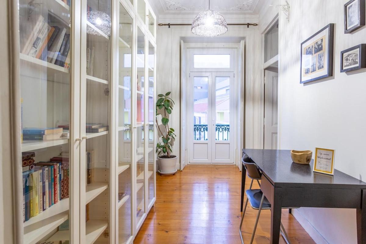 Bright & Central Lisbon Gem | 2 min from Av. Liberdade view 4