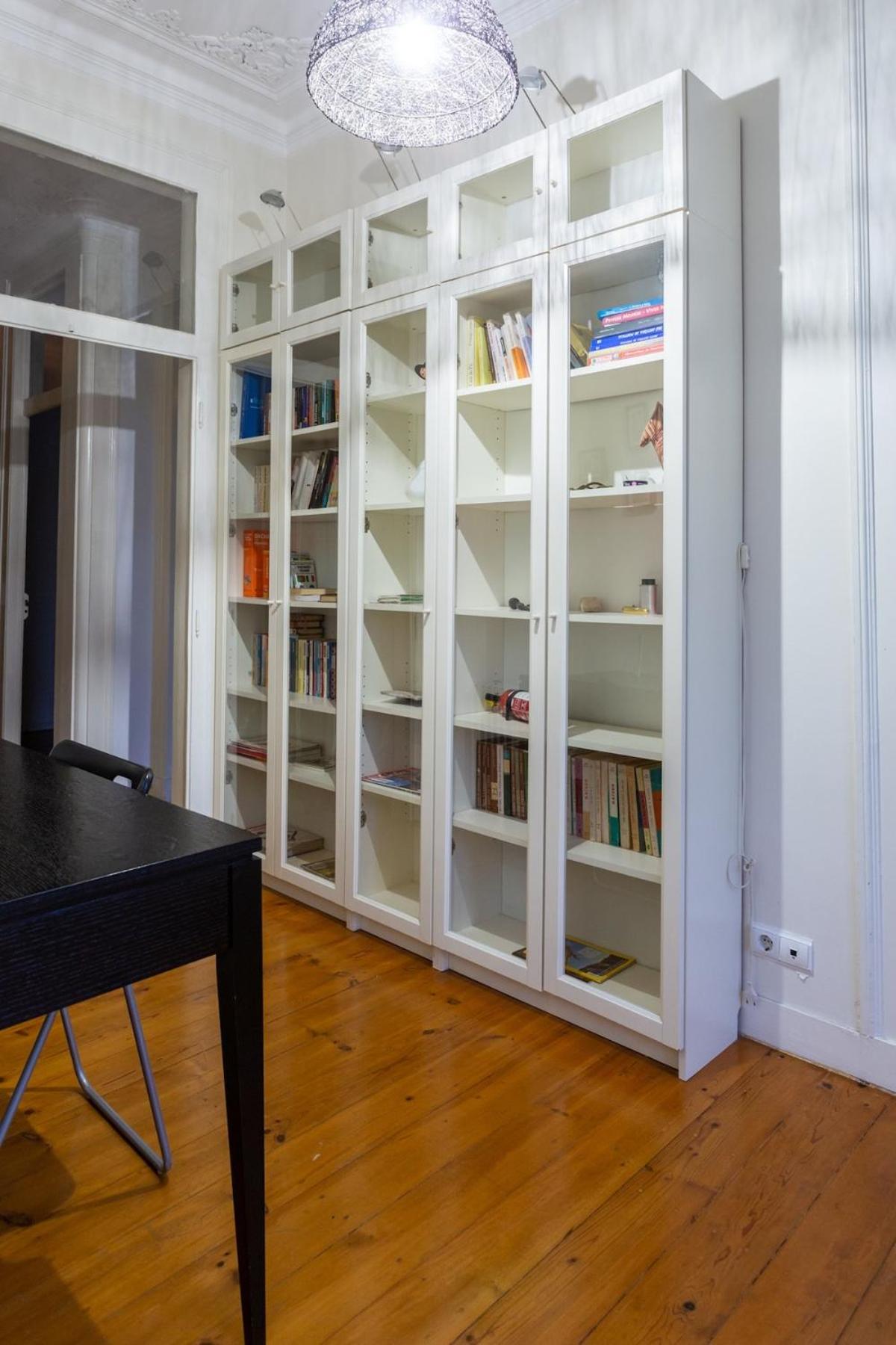 Bright & Central Lisbon Gem | 2 min from Av. Liberdade view 5