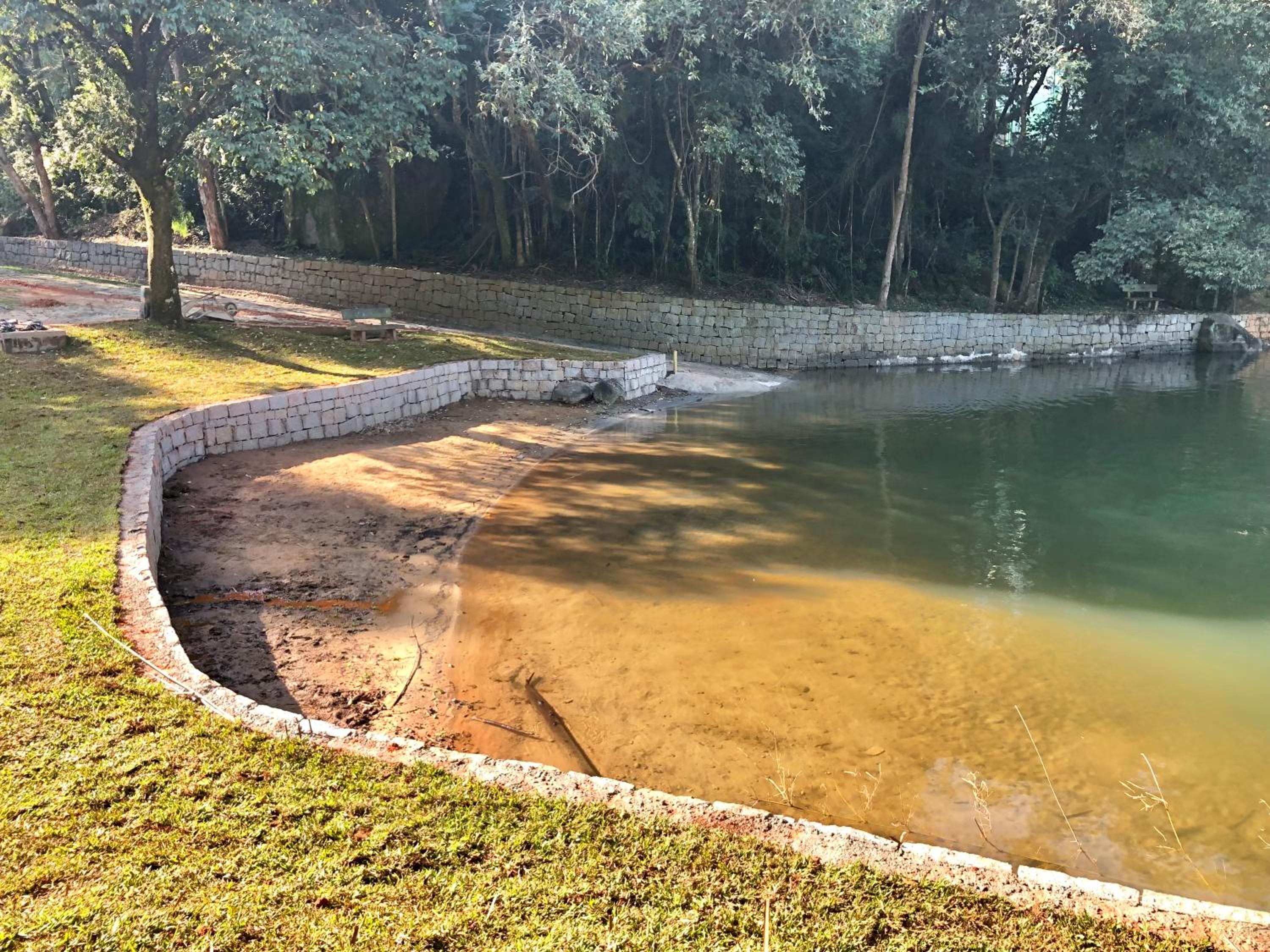 Chacara pé na agua represa de Mairiporã