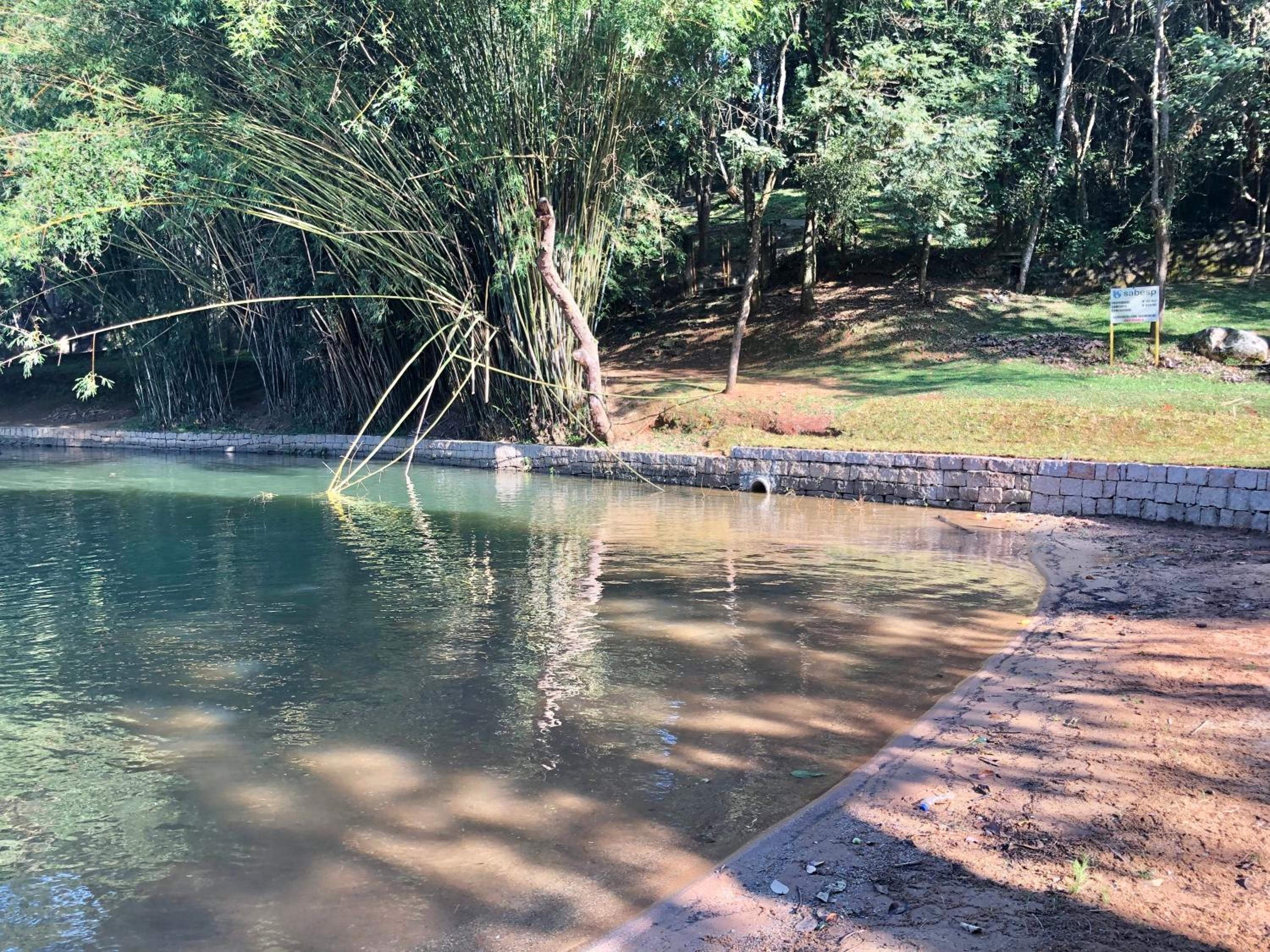 Chacara pé na agua represa de Mairiporã